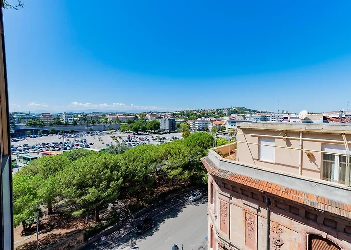 Guesthost - Piazza Salotto & Stazione Comfy *